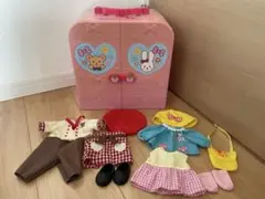 メルちゃん　クローゼット➕服2着(幼稚園セット　& カフェ　シェフ　)
