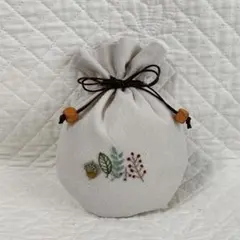 手刺繍 ミニ巾着 《小さい秋》