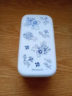 Afternoon Tea 弁当箱 花柄 ホワイトのサムネイル