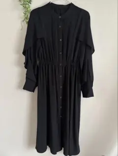 新品未使用　ノーカラー　ロングワンピース　ブラック　長袖　フリル　M〜L