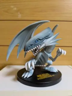 遊戯王　フィギュア　ブルーアイズホワイトドラゴン　Equal=Arts