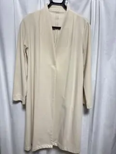 ベージュ ノーカラーロングコート