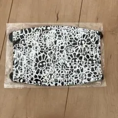 村上隆、MADSAKIコラボ布製マスク