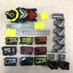 仮面ライダーゼロワン　DX ゼロワンドライバー、シャイニングホッパー他のサムネイル