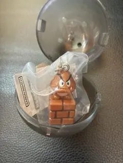 スーパーマリオ　めじるしアクセサリー　ガチャガチャ