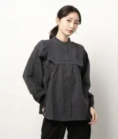 【新品タグ付き】スクエア切替レースブラウス