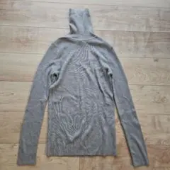 ☆UNIQLO☆グレージュウールタートルニット☆美品Ｌサイズ☆