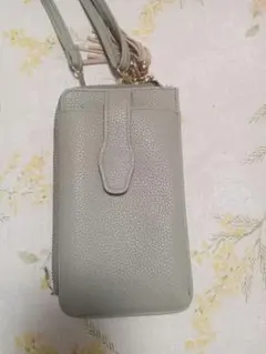 大型スマホアイスグリーン 合成皮革 ショルダーストラップ付ポーチ 19×11