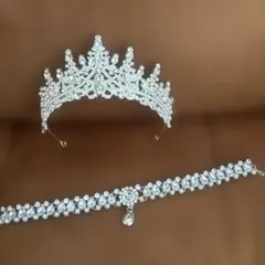 ティアラ、チョーカーセットで⭐︎