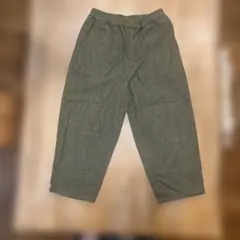 値下げ♪クロップドパンツ　ボールパンツ グリーン　秋冬　ナチュラル　シンプル