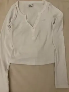 Hollister ホワイト 長袖ロンT