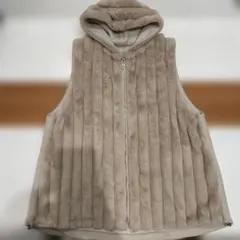ノアージェ　ベージュファーベスト Lサイズ