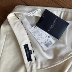 バーバリー 新品 Burberry 台形スカートオフホワイトのサムネイル