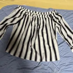 SALE Forever 21オフショルダー トップス ストライプ半袖シャツ