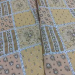オレンジ系花柄綿生地　105センチ✕160センチ