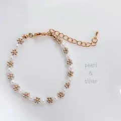 韓国ビーズ♡フラワーブレスレット＼Pearl×Silver／