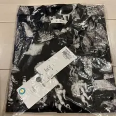 ジョジョの奇妙な冒険 イギー & ザ・フール総柄Mサイズ グラニフ ジョジョの奇妙な冒険 イギー & ザ・フール総柄Mサイズグラニフ