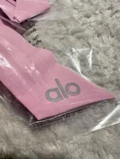 Alo yoga】ミニシュシュ 3個セット - メルカリ