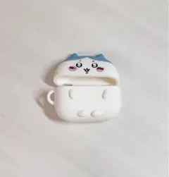 ハチワレ ♡ AirPodsProケースのサムネイル