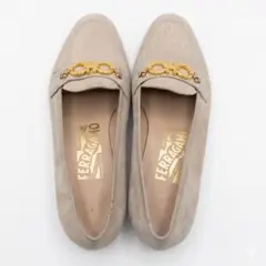 【Salvatore Ferragamo】フェラガモ スエードローファーのサムネイル