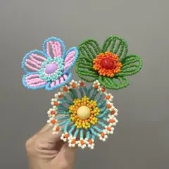 ビーズフラワー　ブーケ　一輪挿し