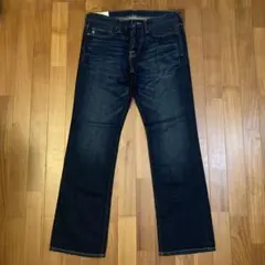 美品　アバクロンビー&フィッチ　ブーツカットジーンズ　W30L30