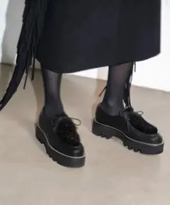 HYKE × BEAUTIFUL SHOES】ボアチロリアンシューズ - メルカリ