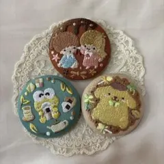 刺繍キャラクターピンバッジ3個セット　サンリオ