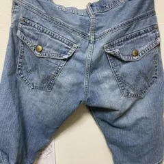 ライトブルー ショートパンツ