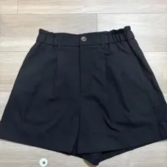 タックハーフパンツ