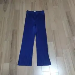 プリーツプリーズ パンツ ベージュ イッセイミヤケ M サイズ2 ウエスト