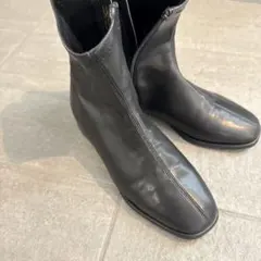 ブラックジッパーブーツ Sサイズ