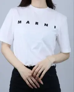 新品未使用 MARNI ロゴTシャツ ホワイト12Yのサムネイル