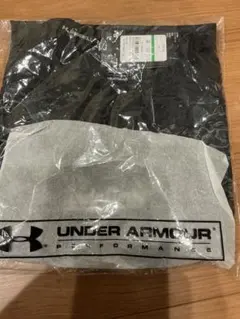 【新品】激安アンダーアーマー★Tシャツ黒Lサイズ定価4400円タグ付