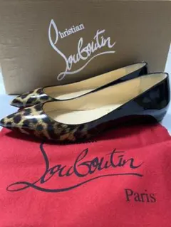 Christian Louboutin パンプス