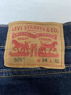 LEVI’S W34 L32 ダークブルーデニム 505