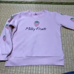 いちご柄トレーナー