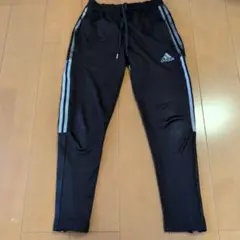adidas ブラック トレーニングパンツ