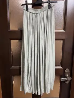 INGNI プリーツデザインロングスカート M 淡いグリーン ジェラトーニコーデ