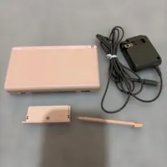 ☆充電器付き☆ニンテンドーDS Lite ノーブルピンク