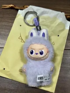 ラブブ　イニシャル　E