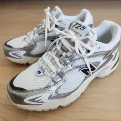 【1回使用】ニューバランス　725 24cm 楽天市場】new balance 725（靴）の通販