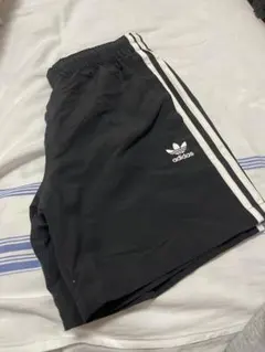 アディダス adidas トレーニングショートパンツ M 黒　インナーパンツ付き