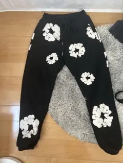 DENIM TEARS フラワープリント スウェットパンツ Sサイズ