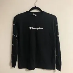 Champion 黒　ロンT 袖ロゴ有