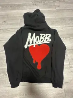 MOBB ハート刺繍パーカー