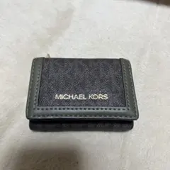 MICHAEL KORS 三つ折り財布