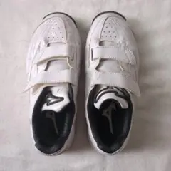 ミズノ　トレーニングシューズ　20cm 野球