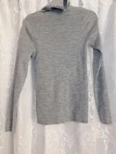 GU グレー ハイネック リブ編み 長袖トップス