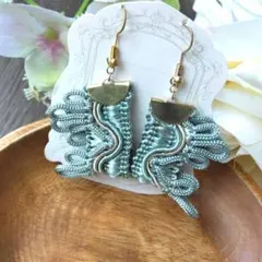 ボヘミアン　青　レトロ　水色　ピアス　イヤリング　ハンドメイド　フリンジ